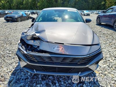 Piąte zdjęcie samochodu w środku: 2026 HYUNDAI ELANTRA SEL SPORT VIN:KMHLM4DG9TU154649 - miniatura