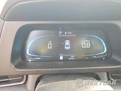 Zdjęcie 9 z 12 samochodu: 2025 HYUNDAI ELANTRA SEL SPORT VIN:KMHLM4DG2SU872171 - miniatura