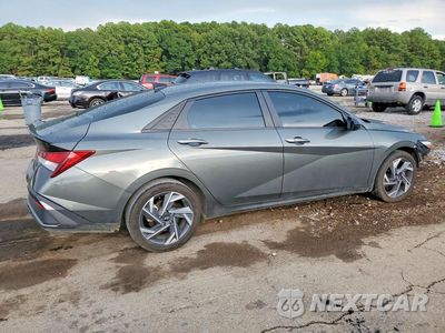 Trzecie zdjęcie samochodu z tyłu: 2025 HYUNDAI ELANTRA SEL SPORT VIN:KMHLM4DG2SU883011 - miniatura