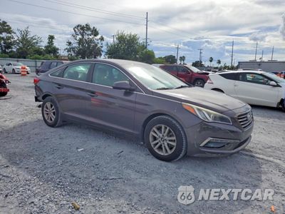 Czwarte zdjęcie samochodu z boku: 2015 HYUNDAI SONATA SE VIN:5NPE24AF6FH234648 - miniatura