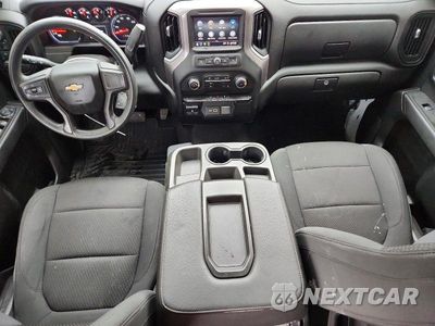 Zdjęcie 8 z 12 samochodu: 2021 CHEVROLET SILVERADO K1500 CUSTOM VIN:1GCPYBEH6MZ115284 - miniatura