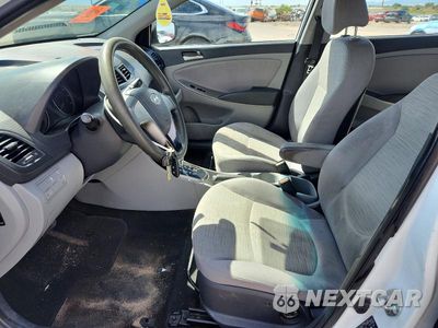 Zdjęcie 7 z 12 samochodu: 2017 HYUNDAI ACCENT SE VIN:KMHCT4AE0HU172468 - miniatura