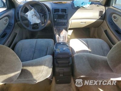Zdjęcie 8 z 12 samochodu: 2000 NISSAN MAXIMA GXE VIN:JN1CA31D1YT720367 - miniatura