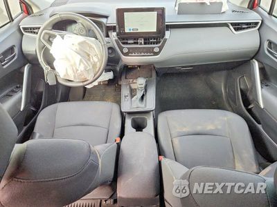Zdjęcie 8 z 13 samochodu: 2026 TOYOTA COROLLA CROSS LE VIN:7MUCAABGXTV182176 - miniatura