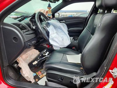 Zdjęcie 7 z 13 samochodu: 2015 CHRYSLER 300 S VIN:2C3CCABGXFH921574 - miniatura
