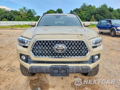Piąte zdjęcie samochodu w środku: 2019 TOYOTA TACOMA TRD OFF-ROAD VIN:3TMCZ5AN6KM245413 - miniatura
