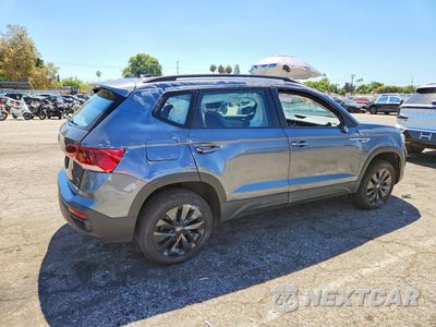 Trzecie zdjęcie samochodu z tyłu: 2022 VOLKSWAGEN TAOS S VIN:3VVDX7B26NM034583 - miniatura