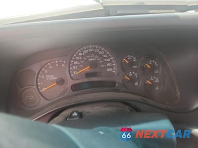Zdjęcie 9 z 13 samochodu: 2003 CHEVROLET SUBURBAN C1500 VIN:1GNEC16Z33J202863 - miniatura