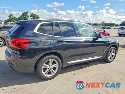 Trzecie zdjęcie samochodu z tyłu: 2019 BMW X3 SDRIVE30I VIN:5UXTR7C59KLF27413 - miniatura