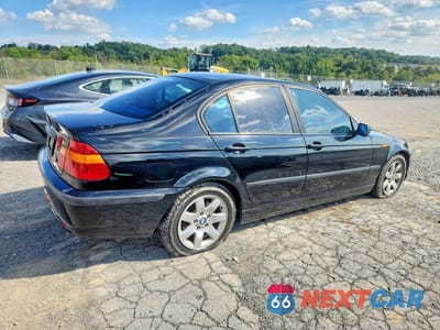 Trzecie zdjęcie samochodu z tyłu: 2003 BMW 3 SERIES I VIN:WBAET37403NJ36754 - miniatura