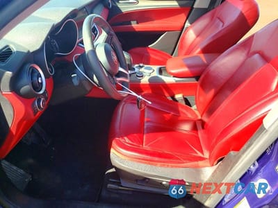 Zdjęcie 7 z 12 samochodu: 2021 ALFA ROMEO STELVIO TI VIN:ZASPAKBN5M7D20936 - miniatura