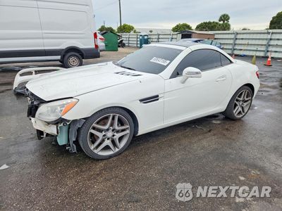 2015 MERCEDES-BENZ SLK 250 WDDPK4HA7FF099814 - główne zdjęcie licytacji z USA - miniatura