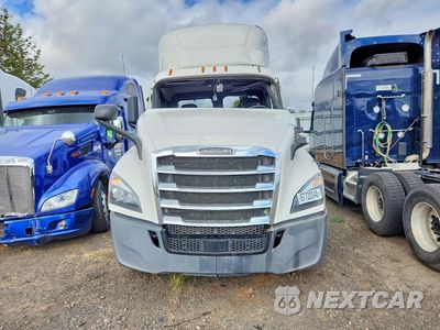Piąte zdjęcie samochodu w środku: 2021 FREIGHTLINER CASCADIA 126 SEMI TRUCK VIN:3AKJHLDV9MSMG0808 - miniatura