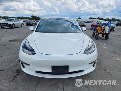 Piąte zdjęcie samochodu w środku: 2021 TESLA MODEL 3 VIN:5YJ3E1EB4MF988387 - miniatura