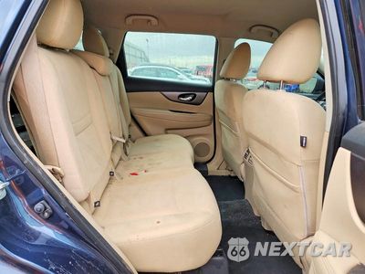 Zdjęcie 11 z 14 samochodu: 2016 NISSAN ROGUE S VIN:KNMAT2MT2GP596497 - miniatura