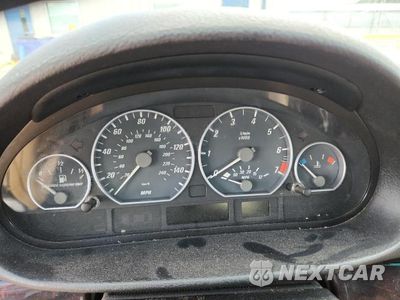 Zdjęcie 9 z 12 samochodu: 2006 BMW 330 CI VIN:WBABW53436PZ39319 - miniatura