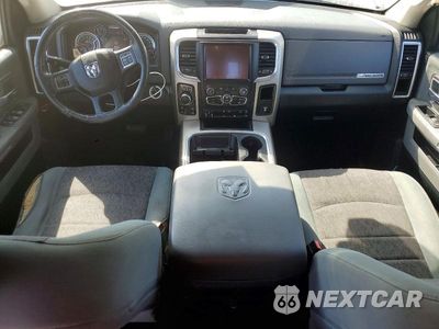 Zdjęcie 8 z 12 samochodu: 2016 RAM 1500 SLT VIN:1C6RR7LM6GS304296 - miniatura