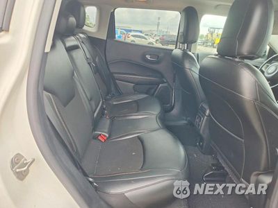 Zdjęcie 10 z 13 samochodu: 2020 JEEP COMPASS LATITUDE VIN:3C4NJCBB2LT252830 - miniatura