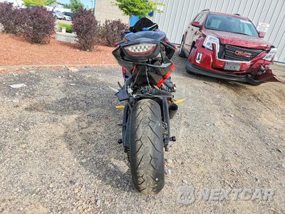 Czwarte zdjęcie samochodu z boku: 2025 HONDA CBR1000 RA VIN:JH2SC7755SK800009 - miniatura