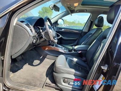 Zdjęcie 7 z 13 samochodu: 2015 AUDI Q5 TDI PREMIUM PLUS VIN:WA1CMAFP7FA029651 - miniatura