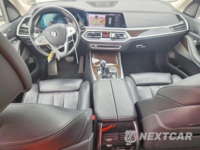 Zdjęcie 8 z 13 samochodu: 2020 BMW X7 XDRIVE40I VIN:5UXCW2C0XL9C52066 - miniatura