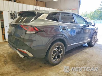 Trzecie zdjęcie samochodu z tyłu: 2023 KIA SPORTAGE LX VIN:KNDPUCAF9P7167000 - miniatura