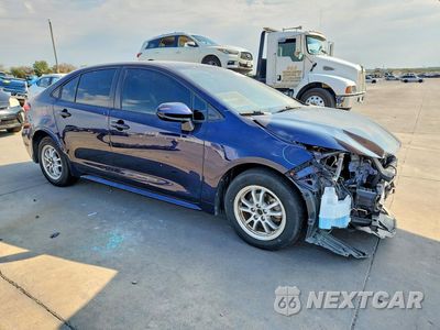 Czwarte zdjęcie samochodu z boku: 2021 TOYOTA COROLLA LE VIN:JTDEAMDE8MJ024515 - miniatura