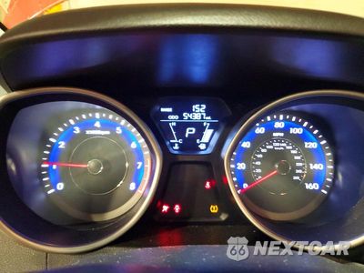 Zdjęcie 9 z 12 samochodu: 2012 HYUNDAI ELANTRA LIMITED VIN:KMHDH4AE6CU388937 - miniatura