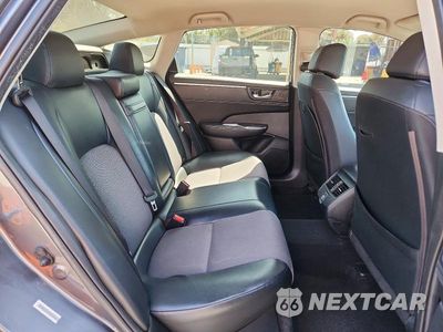 Zdjęcie 10 z 12 samochodu: 2018 HONDA CLARITY VIN:JHMZC5F13JC023279 - miniatura