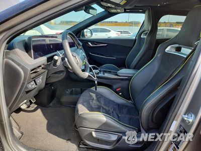 Zdjęcie 7 z 12 samochodu: 2024 KIA EV6 GT VIN:KNDC5DLE4R5220576 - miniatura