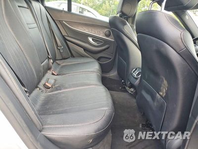 Zdjęcie 10 z 12 samochodu: 2017 MERCEDES-BENZ E 300 4MATIC VIN:WDDZF4KB0HA102986 - miniatura