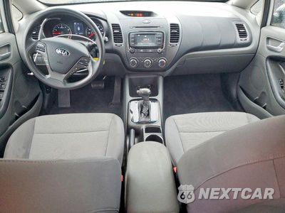 Zdjęcie 8 z 12 samochodu: 2018 KIA FORTE LX VIN:3KPFK4A73JE262918 - miniatura