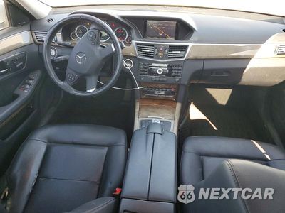 Zdjęcie 8 z 12 samochodu: 2010 MERCEDES-BENZ E 350 4MATIC VIN:WDDHF8HB0AA256615 - miniatura