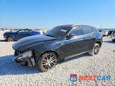 2017 MASERATI LEVANTE S ZN661YUA1HX210858 - główne zdjęcie licytacji z USA - miniatura