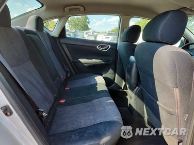 Zdjęcie 10 z 12 samochodu: 2014 NISSAN SENTRA SV VIN:3N1AB7AP3EY337846 - miniatura