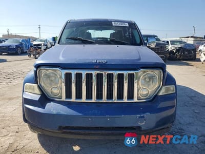 Piąte zdjęcie samochodu w środku: 2009 JEEP LIBERTY SPORT VIN:1J8GP28K79W548480 - miniatura