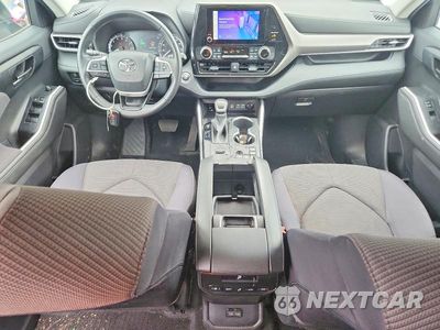 Zdjęcie 8 z 13 samochodu: 2023 TOYOTA HIGHLANDER LE VIN:5TDKDRAH4PS502457 - miniatura