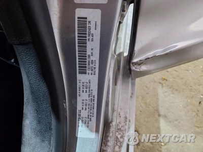 Zdjęcie 12 z 12 samochodu: 2016 CHRYSLER 200 LIMITED VIN:1C3CCCABXGN115969 - miniatura