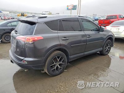 Trzecie zdjęcie samochodu z tyłu: 2017 TOYOTA RAV4 SE VIN:2T3JFREV5HW571602 - miniatura