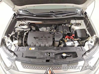 Zdjęcie 12 z 15 samochodu: 2020 MITSUBISHI OUTLANDER ES VIN:JA4AD2A36LZ018865 - miniatura