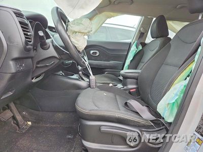 Zdjęcie 7 z 13 samochodu: 2014 KIA SOUL + VIN:KNDJP3A53E7701819 - miniatura