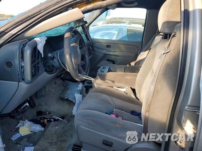 Zdjęcie 7 z 13 samochodu: 2004 CHEVROLET TAHOE C1500 VIN:1GNEC13VX4R149535 - miniatura