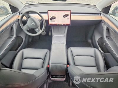 Zdjęcie 8 z 12 samochodu: 2024 TESLA MODEL Y VIN:7SAYGDEE3RA275936 - miniatura