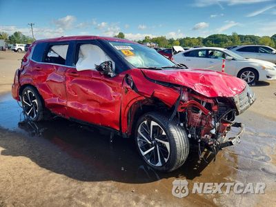 Czwarte zdjęcie samochodu z boku: 2024 MITSUBISHI OUTLANDER SE VIN:JA4J4VA86RZ084872 - miniatura