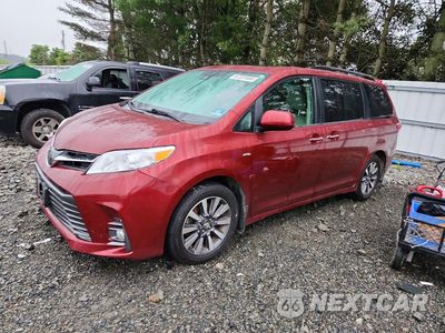 2018 TOYOTA SIENNA XLE 7-PASSENGER 5TDDZ3DC4JS208085 - główne zdjęcie licytacji z USA - miniatura