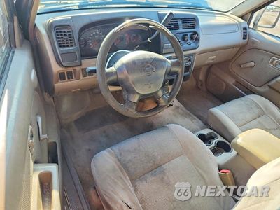 Zdjęcie 8 z 12 samochodu: 2001 NISSAN FRONTIER XE VIN:1N6DD26S01C326016 - miniatura