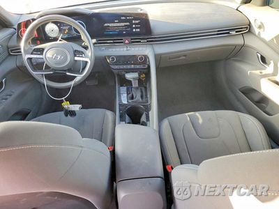 Zdjęcie 8 z 12 samochodu: 2023 HYUNDAI ELANTRA SEL VIN:5NPLS4AG1PH116766 - miniatura