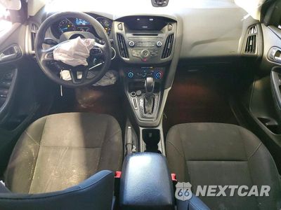 Zdjęcie 8 z 13 samochodu: 2017 FORD FOCUS SE VIN:1FADP3K27HL225187 - miniatura