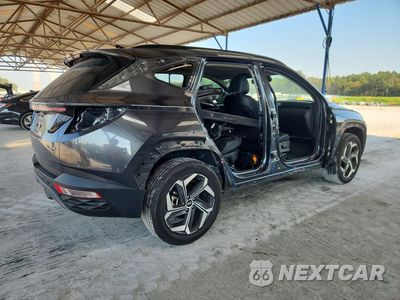 Trzecie zdjęcie samochodu z tyłu: 2024 HYUNDAI TUCSON LIMITED VIN:5NMJECDE0RH339643 - miniatura