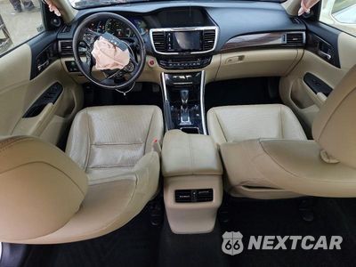 Zdjęcie 8 z 13 samochodu: 2017 HONDA ACCORD TOURING HYBRID VIN:JHMCR6F76HC007389 - miniatura
